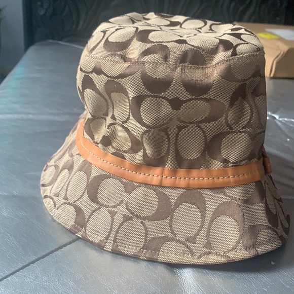Coach bucket hat main image 5